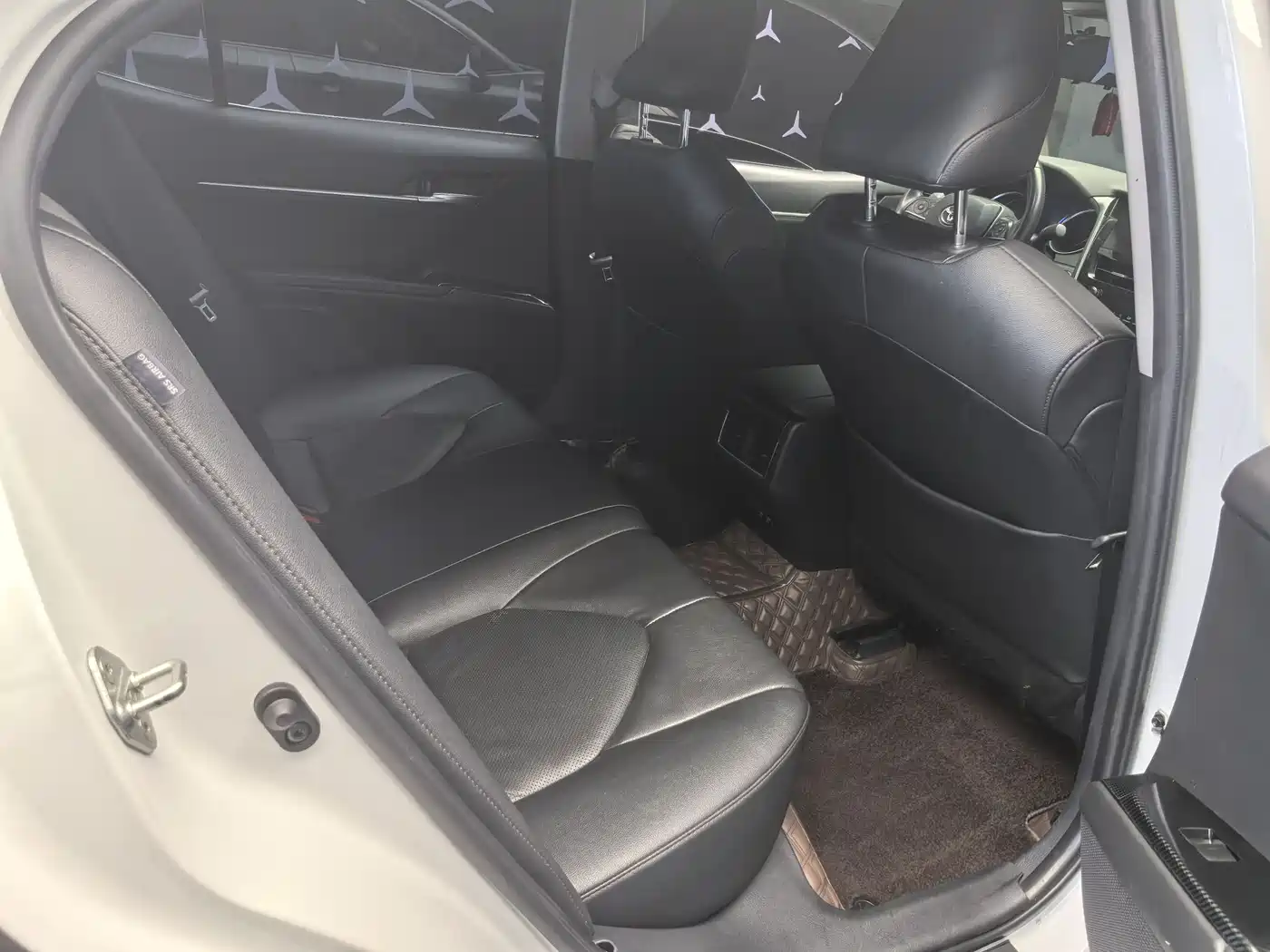 Toyota Camry 2021 2.0G Luxury Edition фото 18