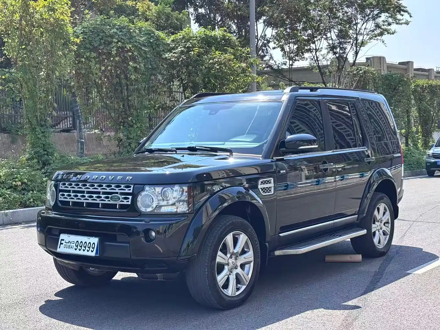 Фото 1 - Land Rover Discovery