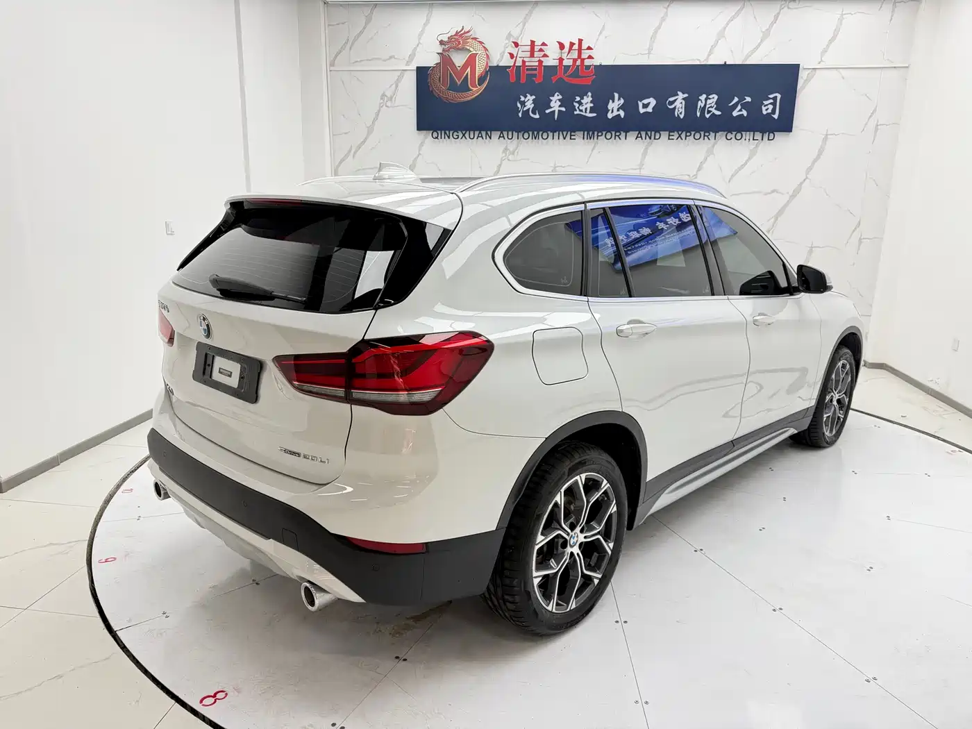 BMW X1 2021 sDrive20Li Exclusive фото 6