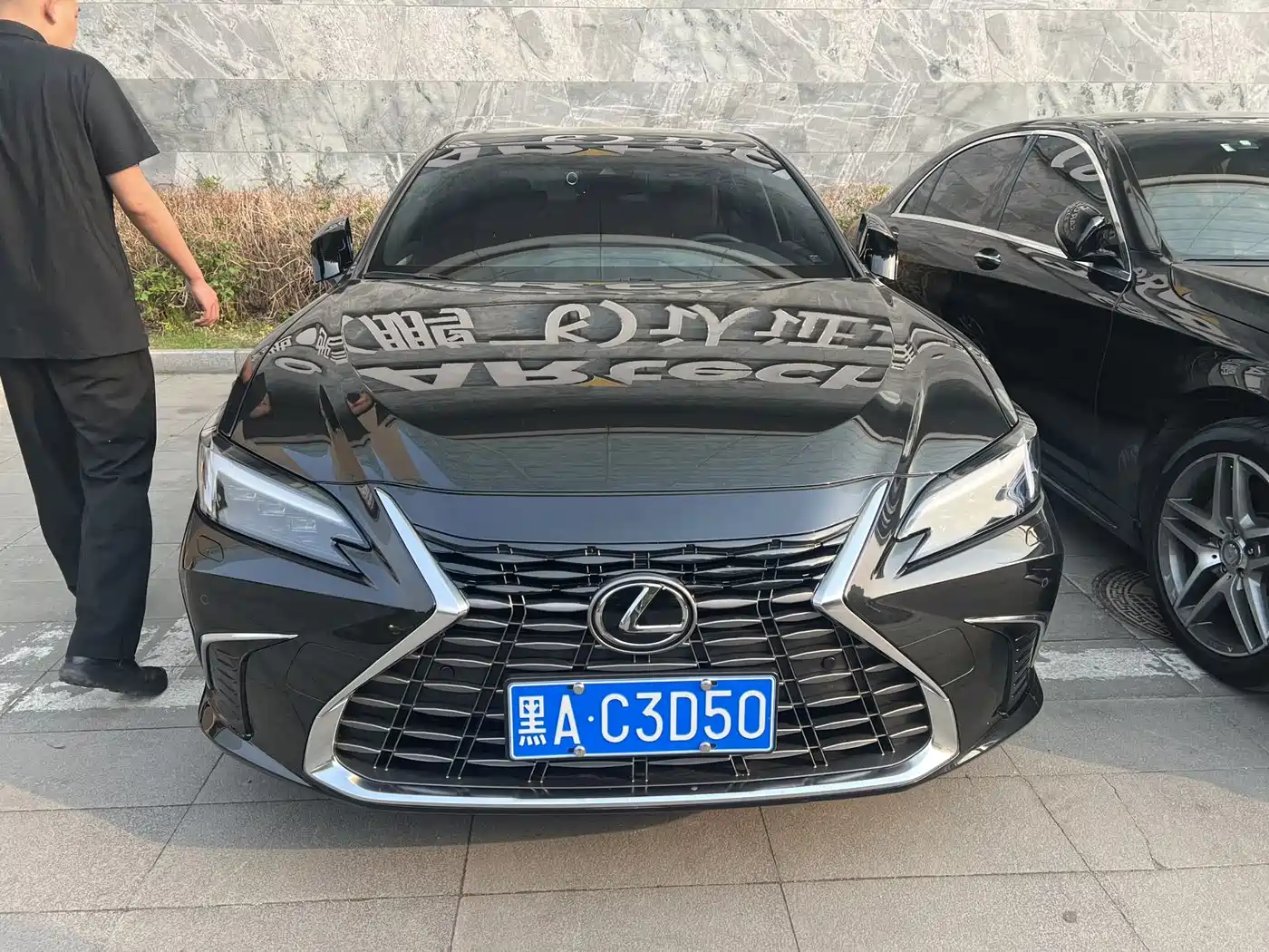 Lexus ES 2025 200 Ultimate Edition фото 2