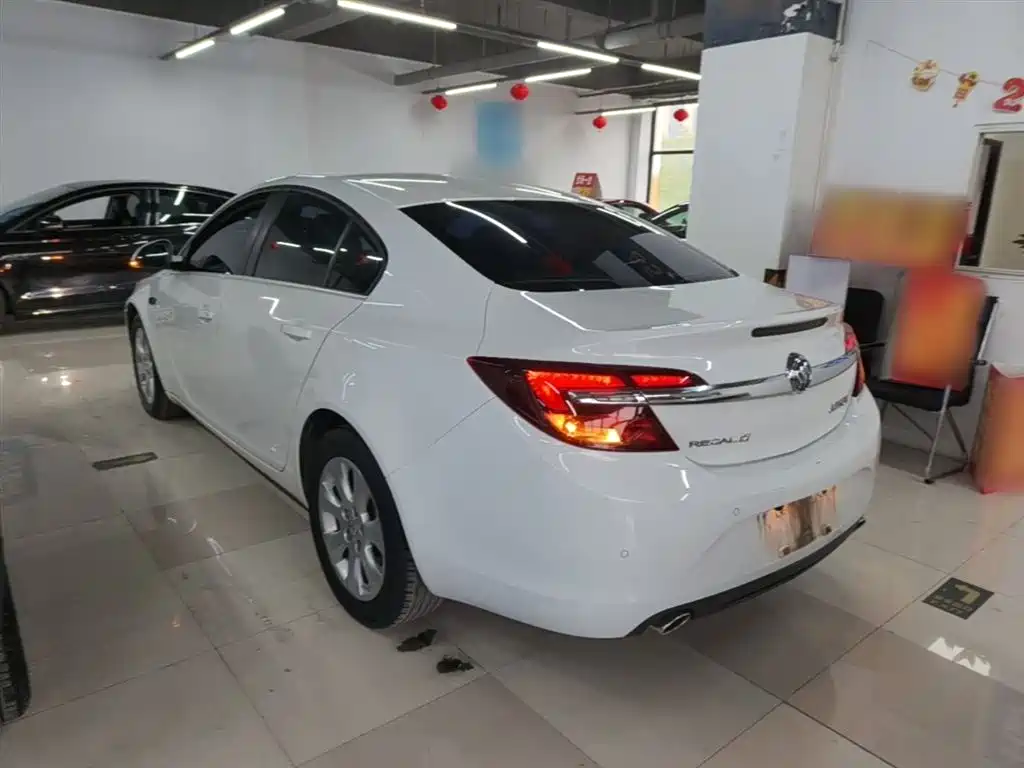 Buick Regal 2015 1.6T Leading Tech Edition фото 5