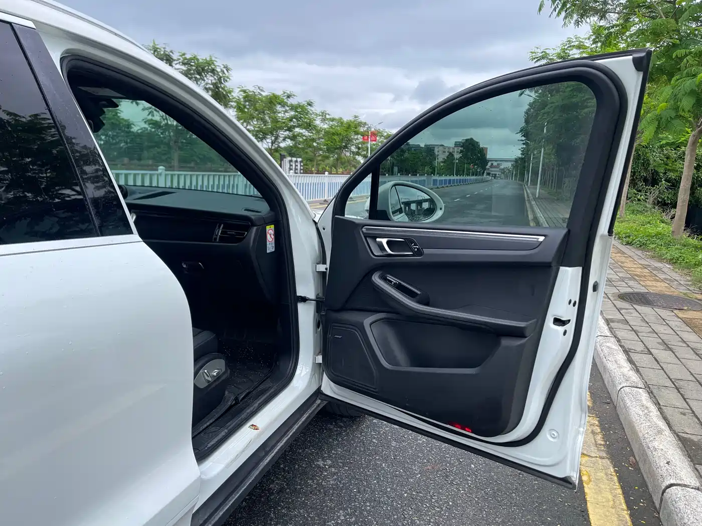 Porsche Macan 2018 Macan 2.0T фото 12