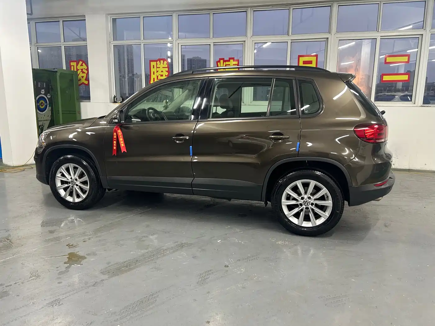 Volkswagen Tiguan 2015 1.8TSI Automatic 2WD Comfortline фото 6