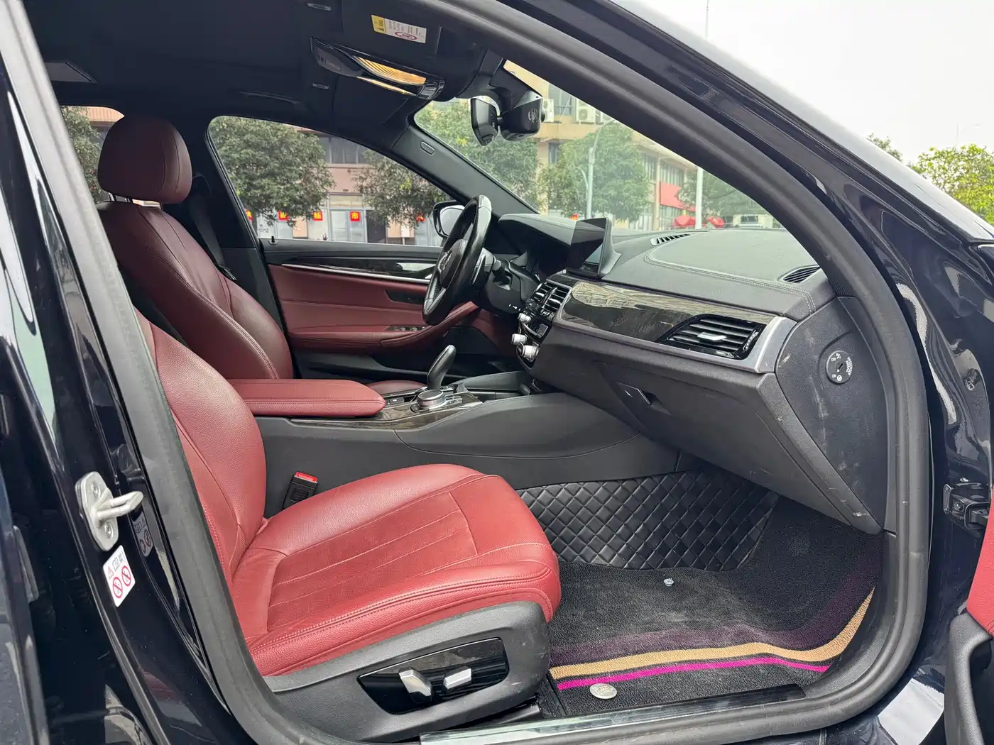BMW 5 Series 2020 530Li Leading M Sport Package фото 9