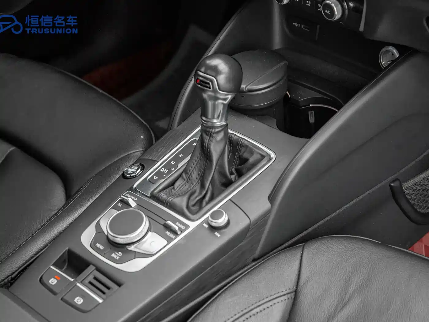 Audi A3 2018 30th Anniversary Limousine 35 TFSI Style фото 16