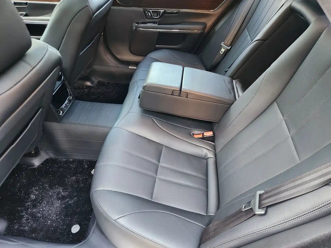 Jaguar XJ 2017 2016 XJL 3.0 SC 2WD Elegance Business Edition