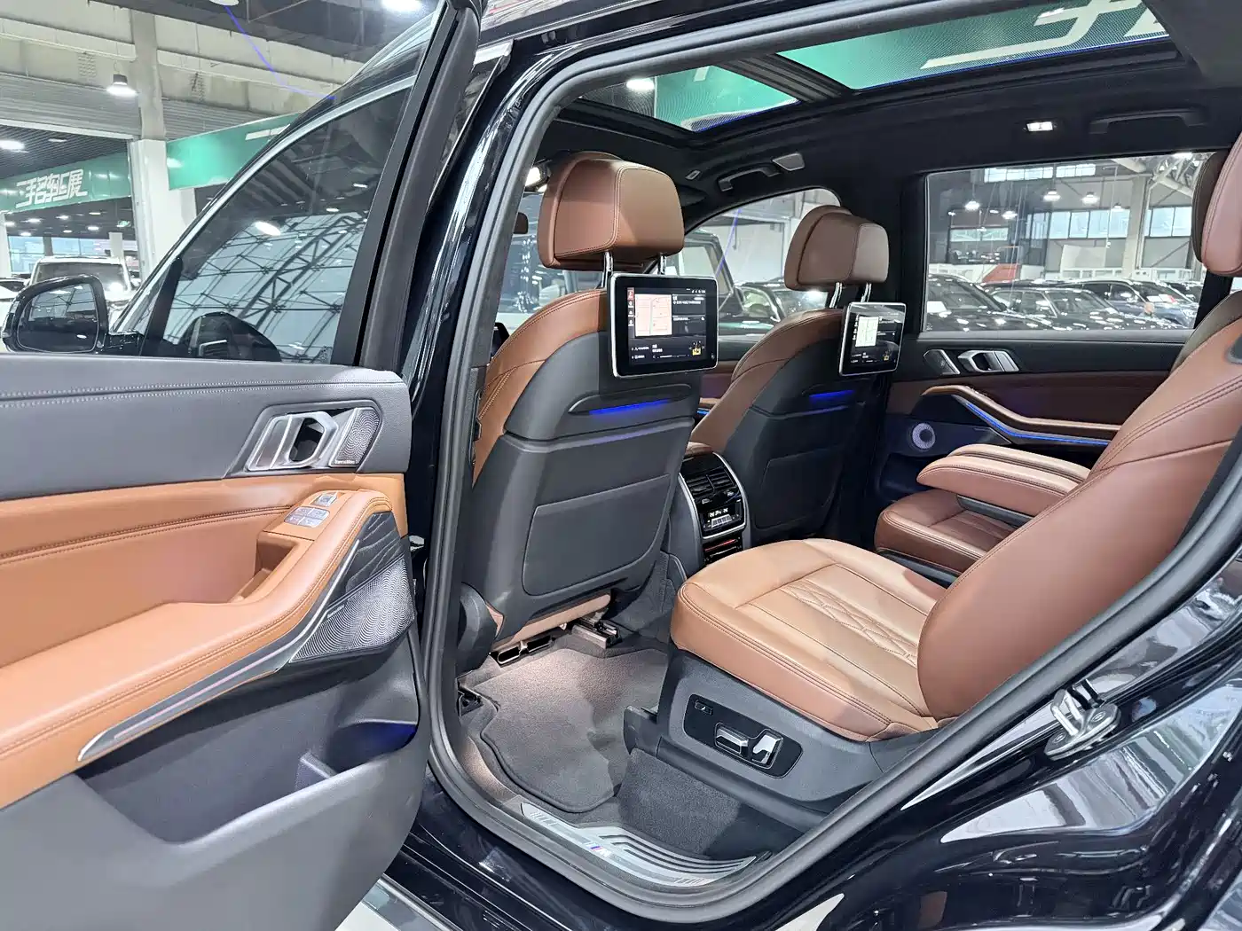 BMW X7 2019 xDrive40i Executive M Sport Package фото 11