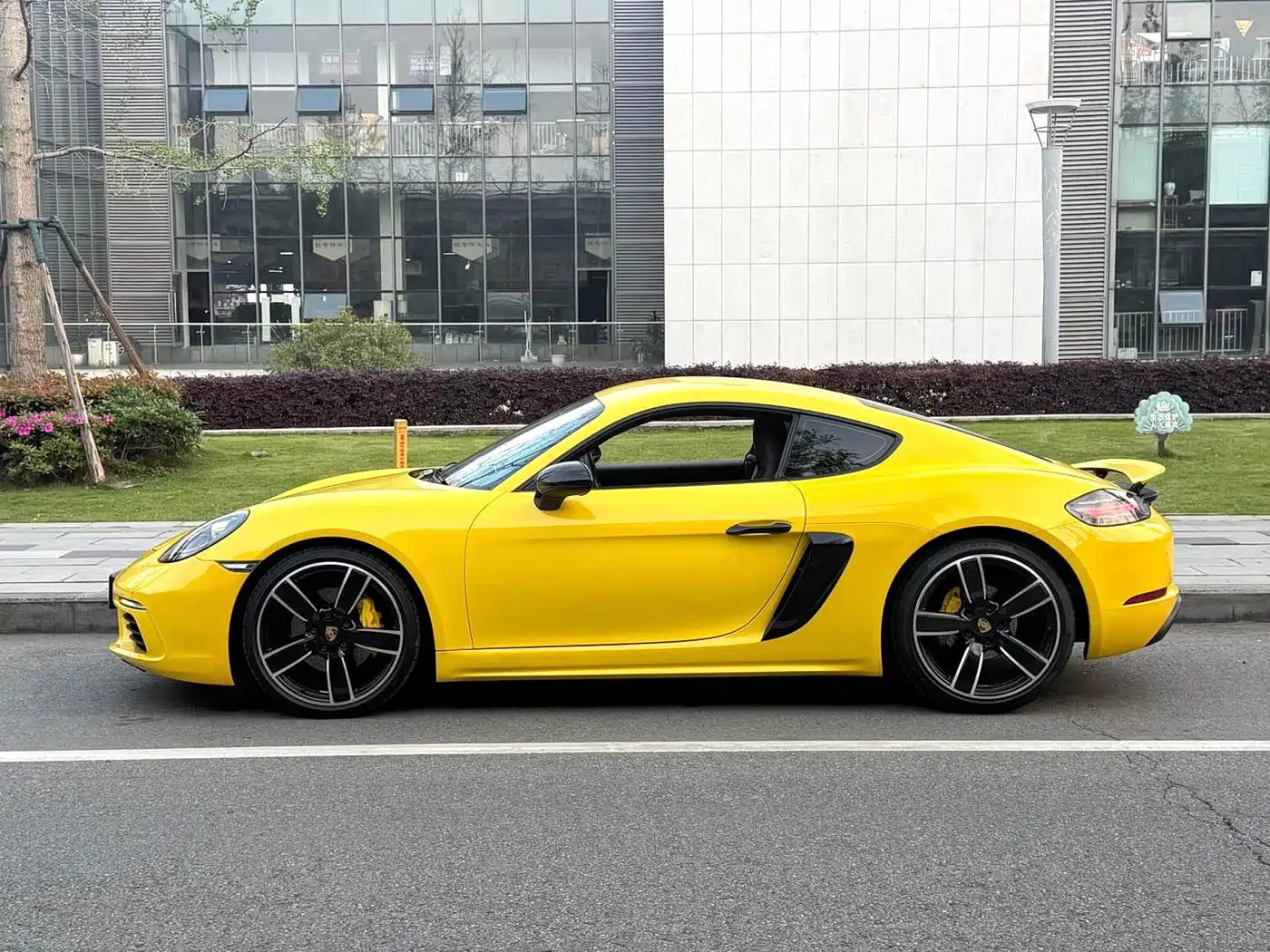 Porsche 718 2016 Cayman 2.0T фото 4