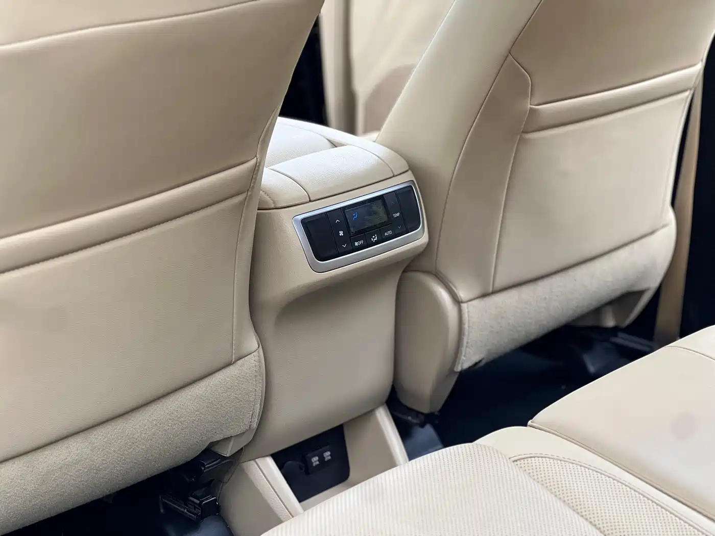 Toyota Highlander 2018 2.0T 4WD Luxury 7-seater (China V) фото 11