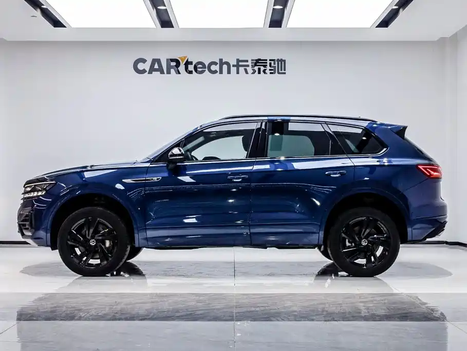 Volkswagen Touareg 2023 2022 3.0TSI Rui Xiang Edition Gloss Black Sport Package