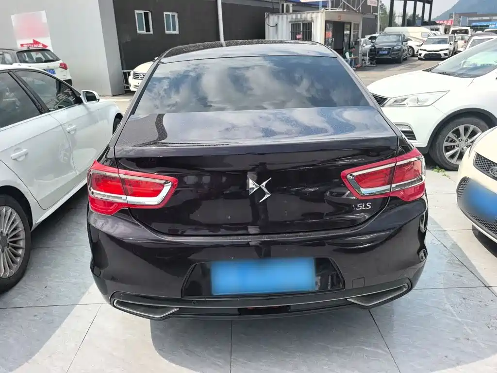 DS 5LS 2017 2016 1.6T Elegant Edition THP160