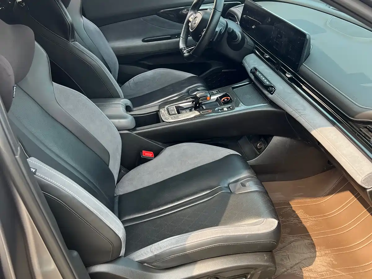 GAC TRUMPCHI SHADOW LEOPARD