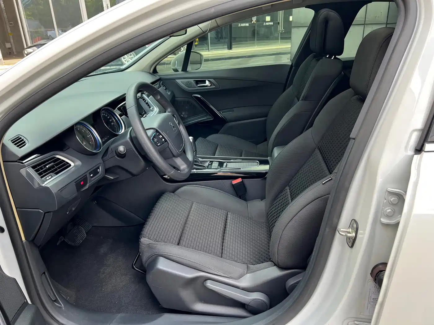 Peugeot 508 2017 2015 1.6THP Auto Comfort Edition