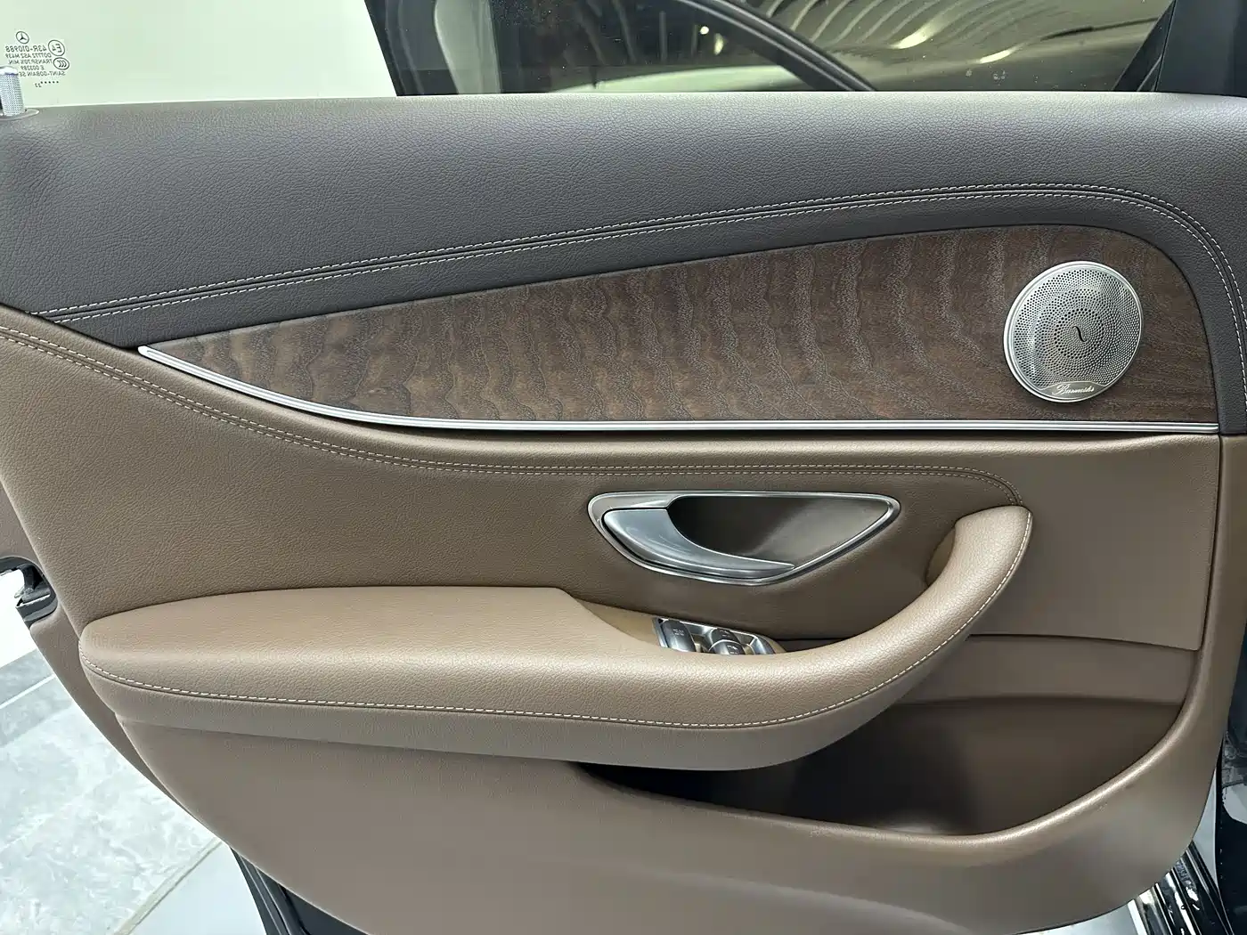Mercedes-Benz E-Class 2023 E 300 L Fashion фото 24