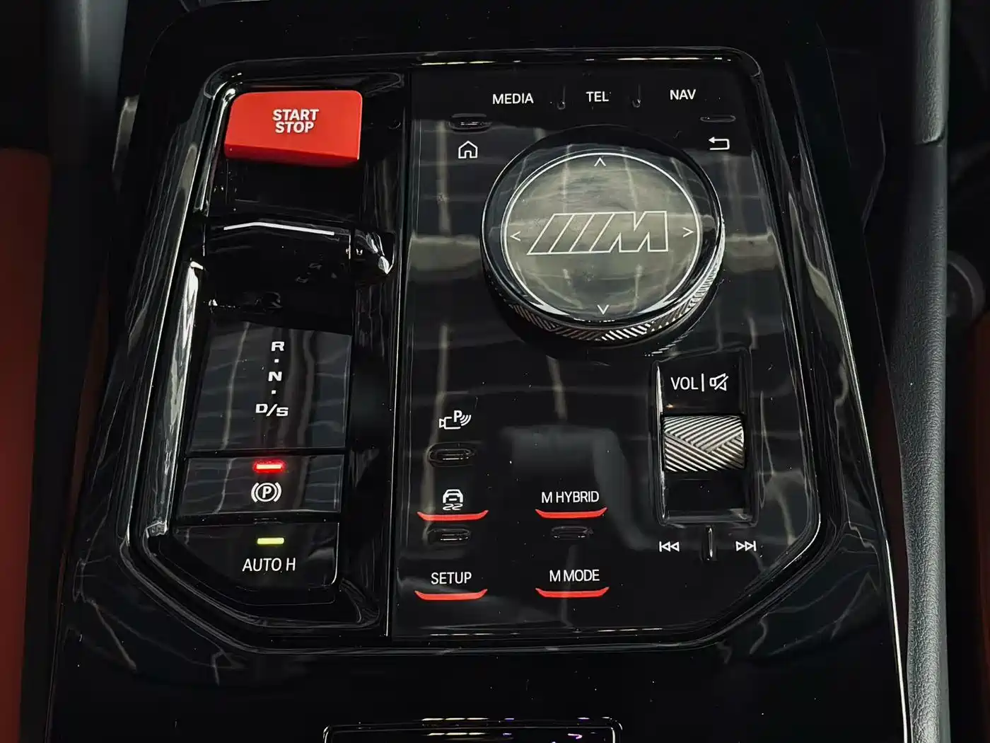 BMW M5 New Energy 2025 M5 фото 8