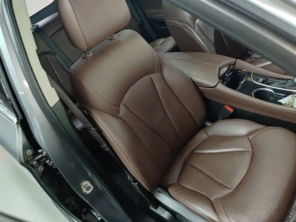 Buick Envision Plus 2019 20T FWD Luxury Model China VI фото 25