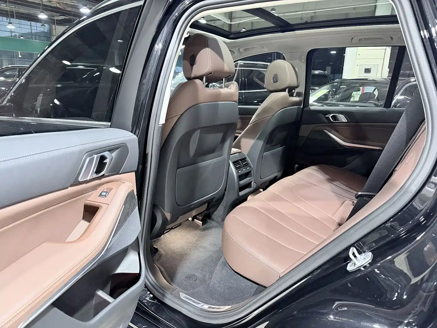 BMW X5 (Import) 2021 xDrive30i M Sport Package фото 9