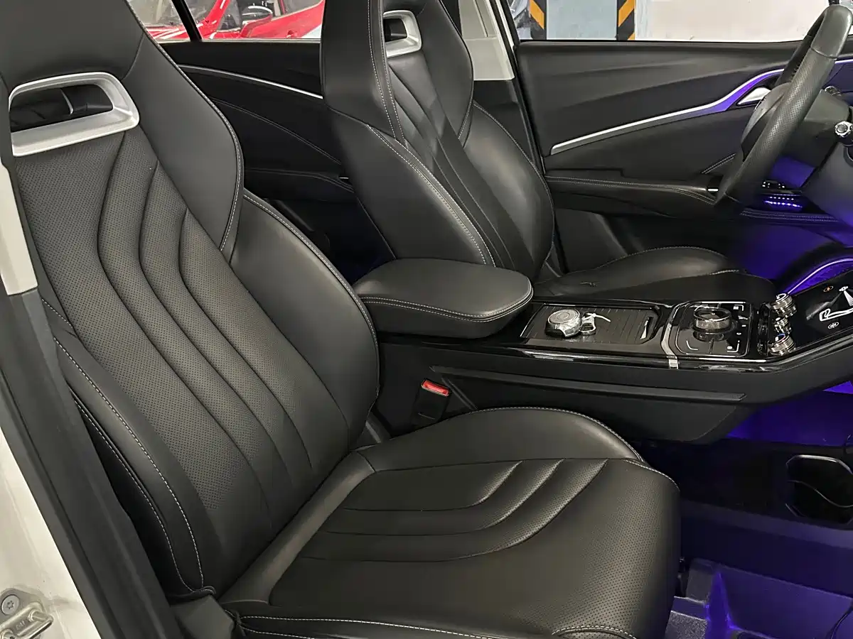 Nezha Auto Neta U 2022 2021 Facelift Pro 400 Industry Custom Edition