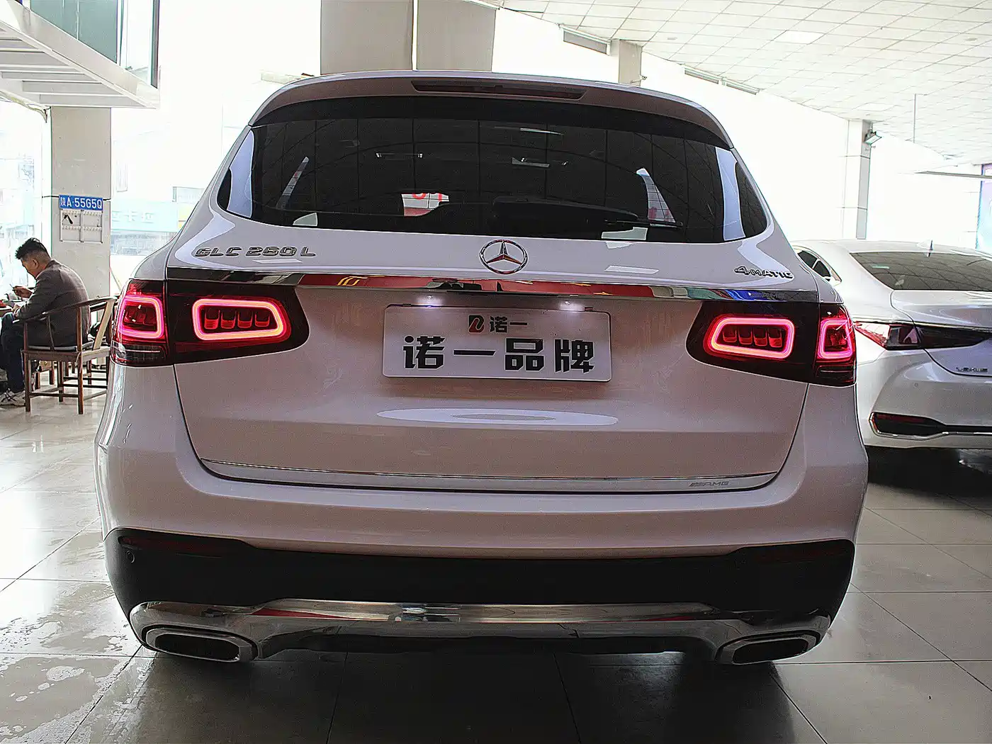 Mercedes-Benz GLC 2021 GLC 260 L 4MATIC Sporty фото 3