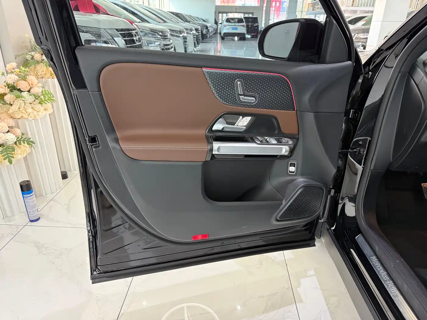 Mercedes-Benz GLB 2025 GLB 220 Dynamic фото 4