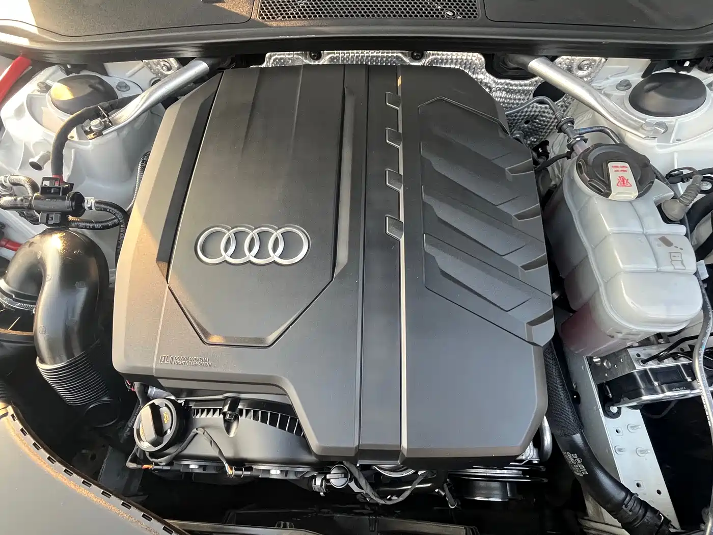 Audi A7 2023 Model 45 TFSI Premium Selection Edition фото 13