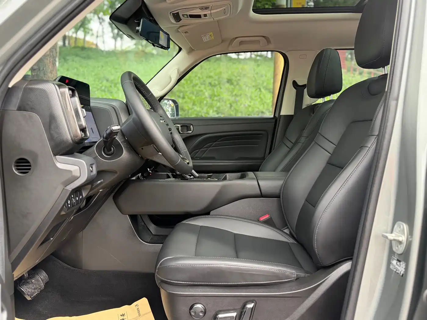 Haval Meng Long NEV 2023 Hi4 102 Explorer Edition фото 16