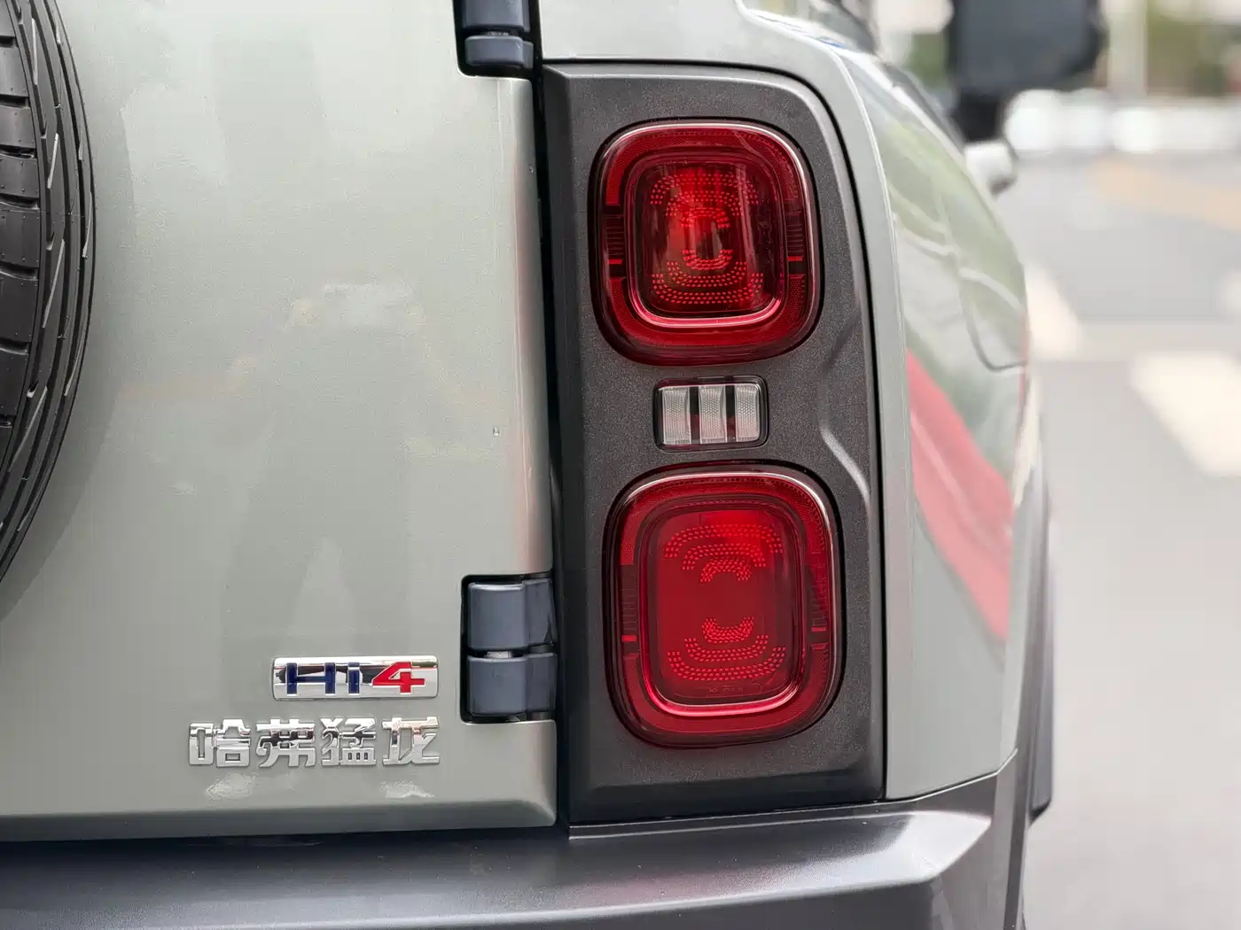 Haval Meng Long NEV 2023 Hi4 102 Explorer Edition фото 24