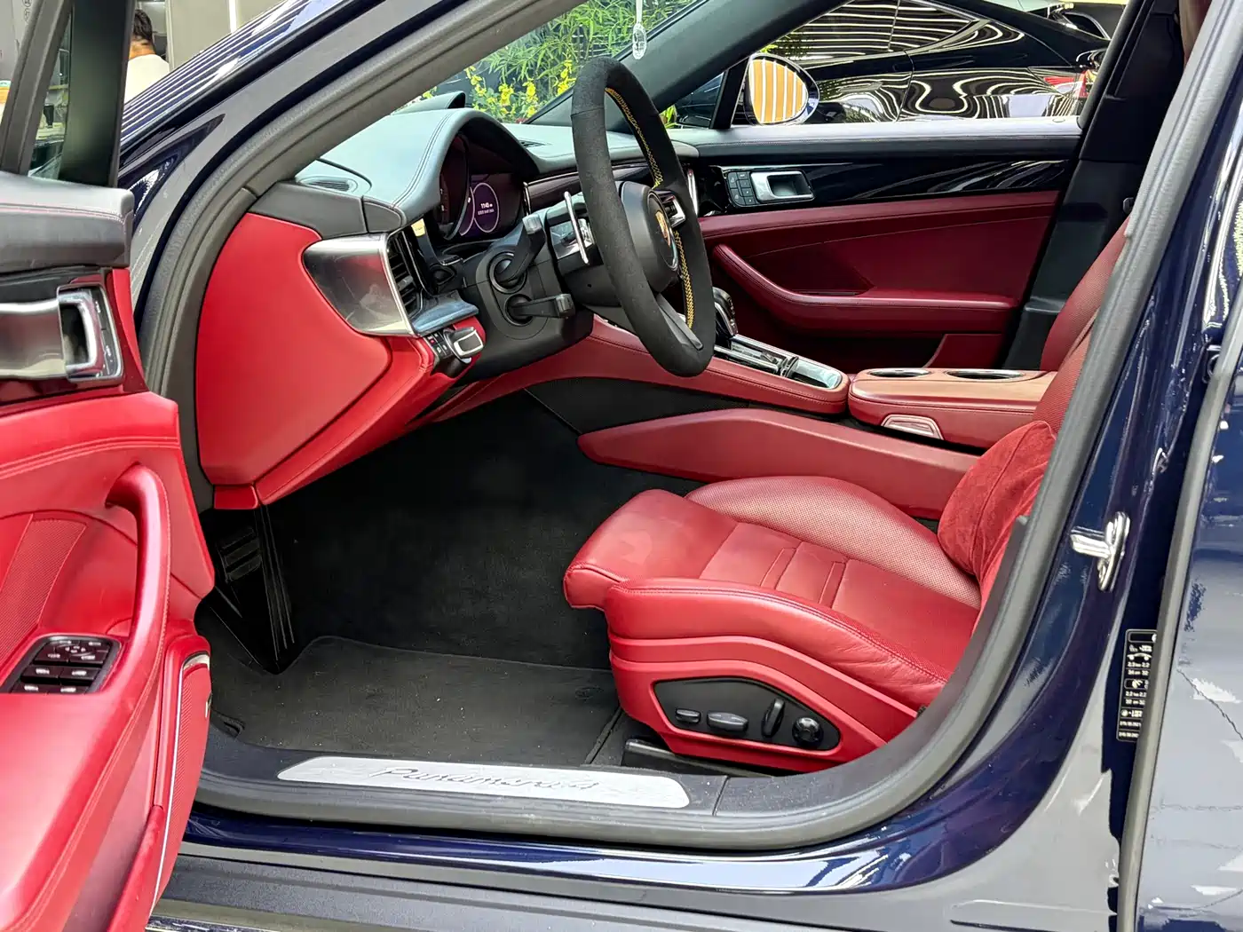 Фото 4 - Porsche Panamera
