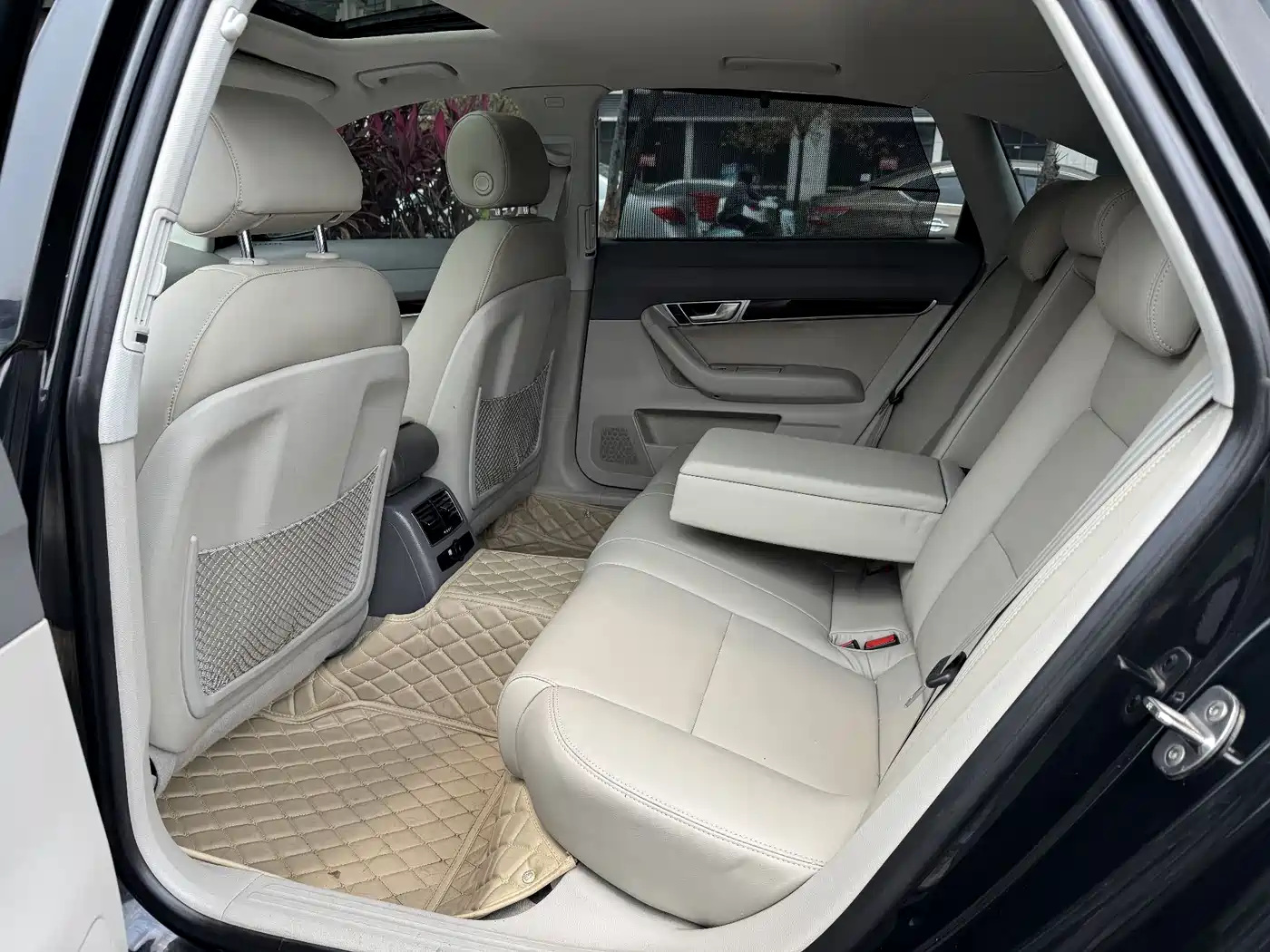 Audi A6L 2011 Model 2.0 TFSI Auto Standard фото 6