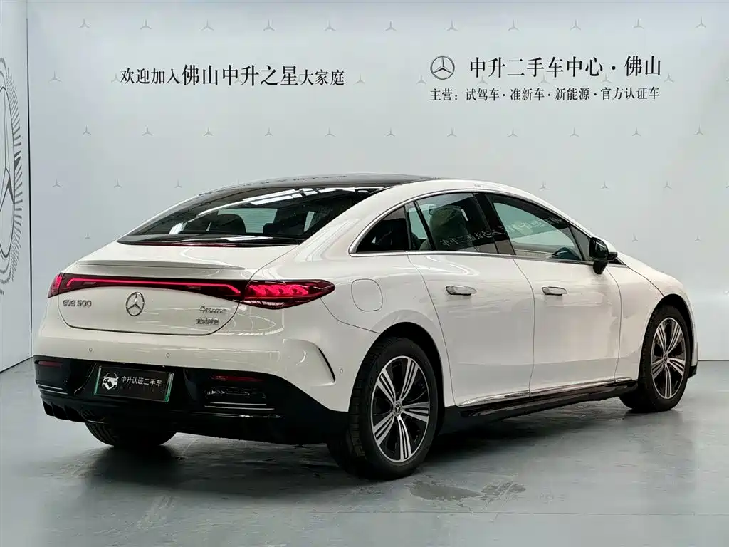 Mercedes-Benz EQE 2025 Model 500 4MATIC Luxury Edition фото 2