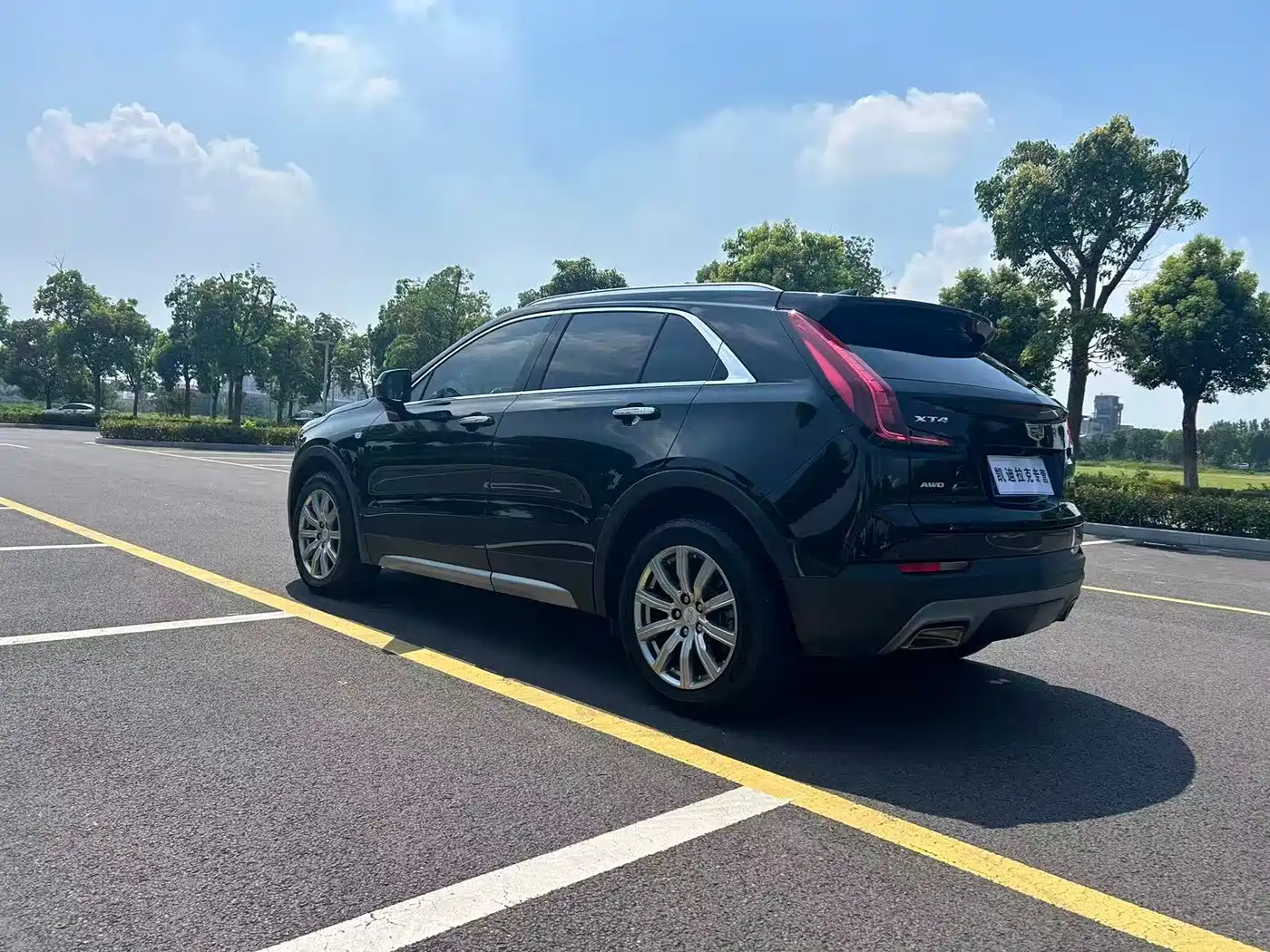 Cadillac XT4 2019 2018 Model 28T 4WD Leading