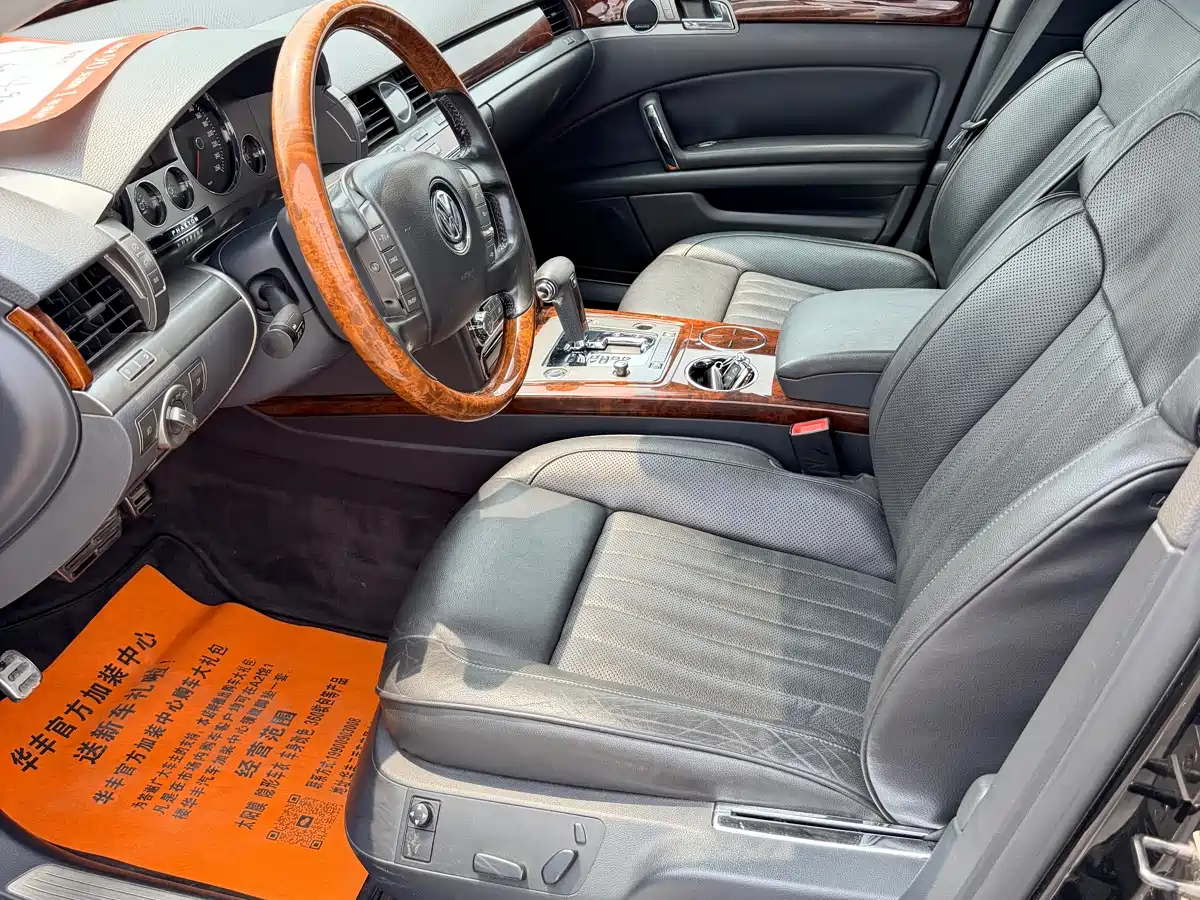 Volkswagen Phaeton 2011 3.6L V6 5-Seater Extended Comfort фото 9