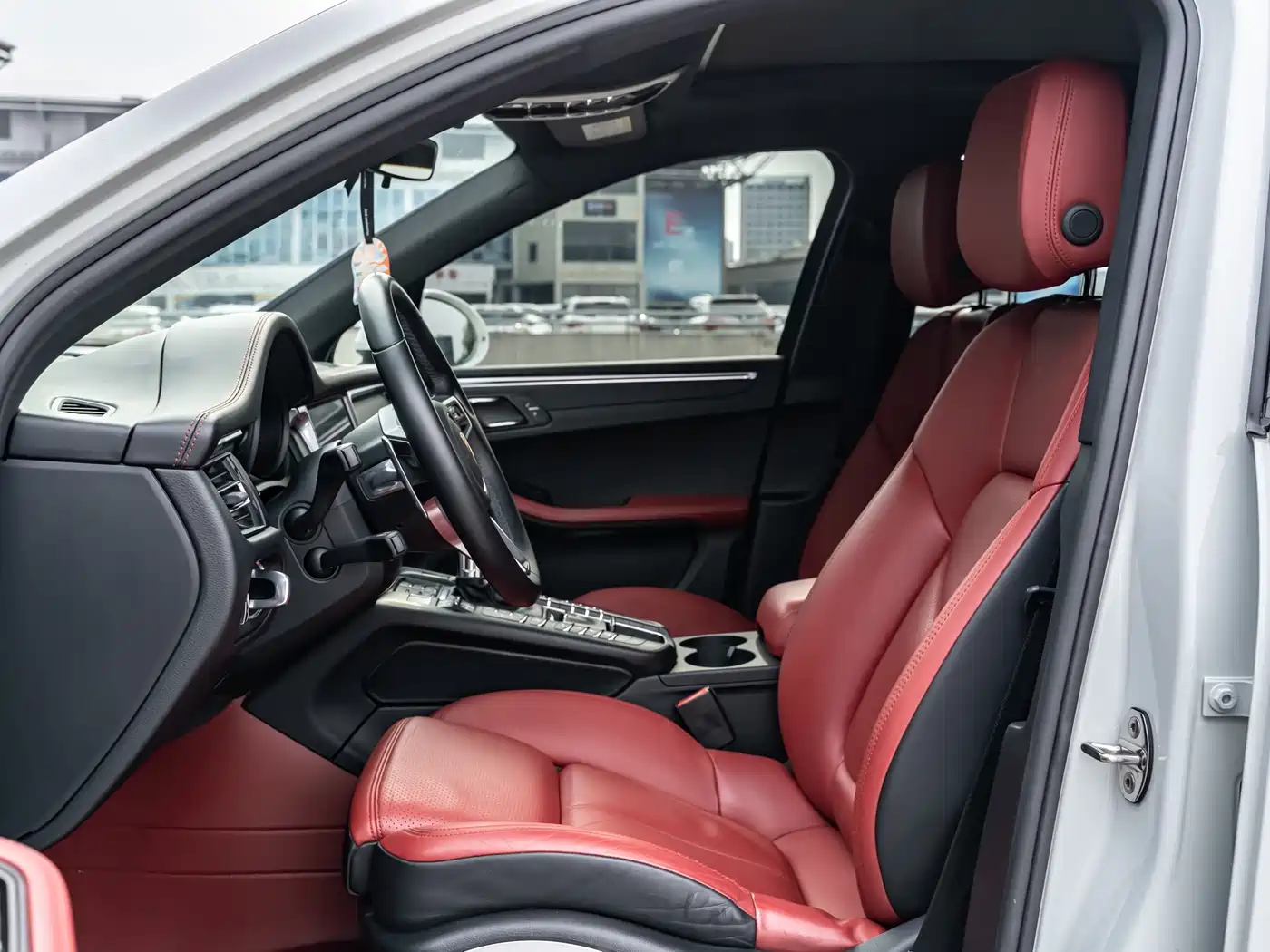Porsche Macan 2018 Macan 2.0T фото 11