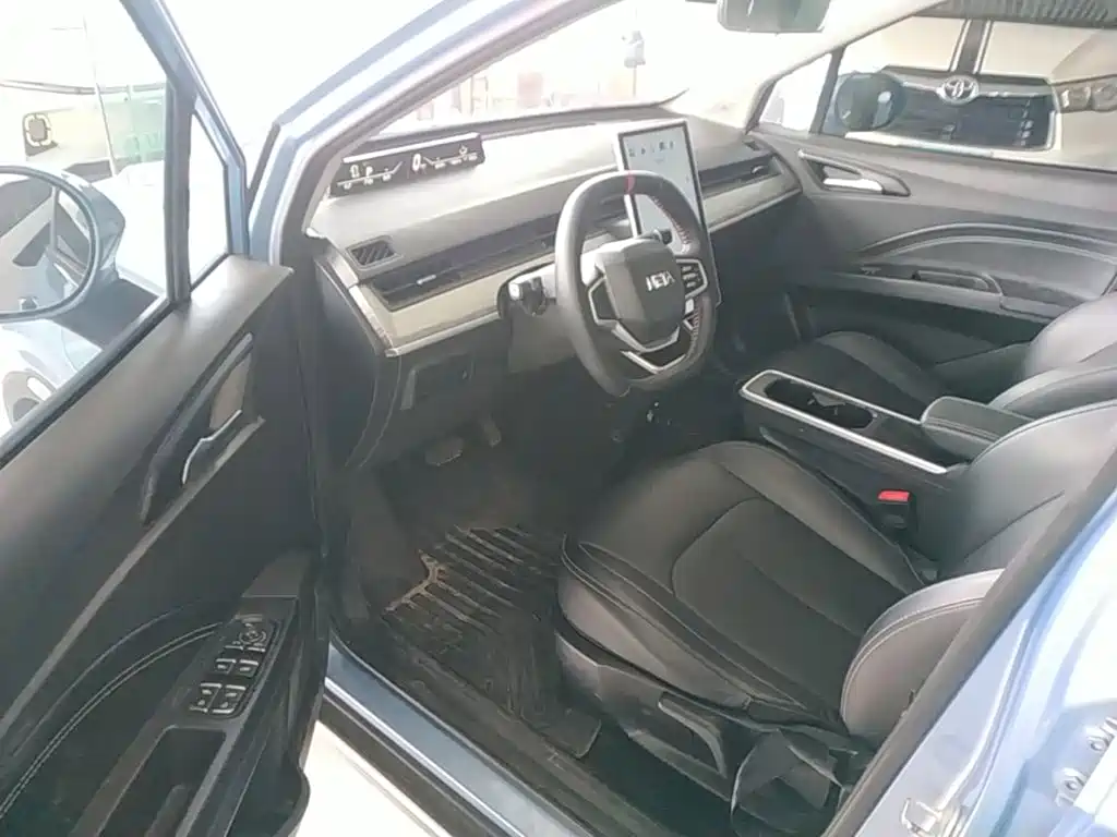 Nezha Auto Nezha V 2023 2022 Trend 300 Lite LFP