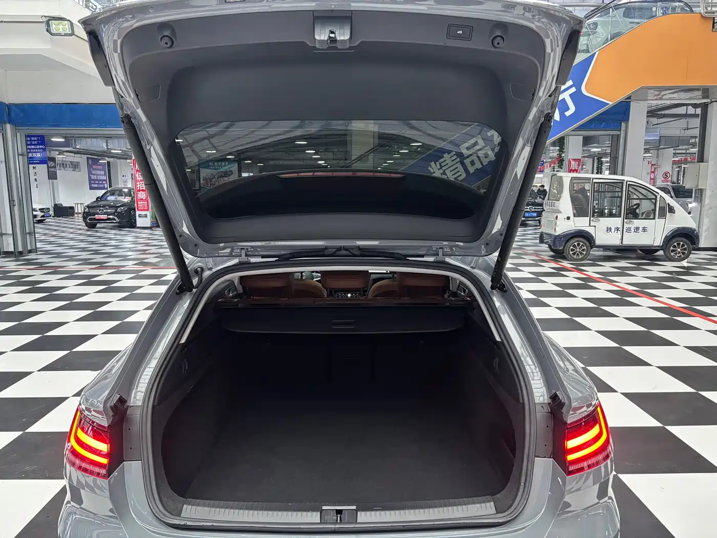 Volkswagen FAW-Volkswagen CC 2021 Shooting Brake 380TSI Hunter Heart Edition фото 15