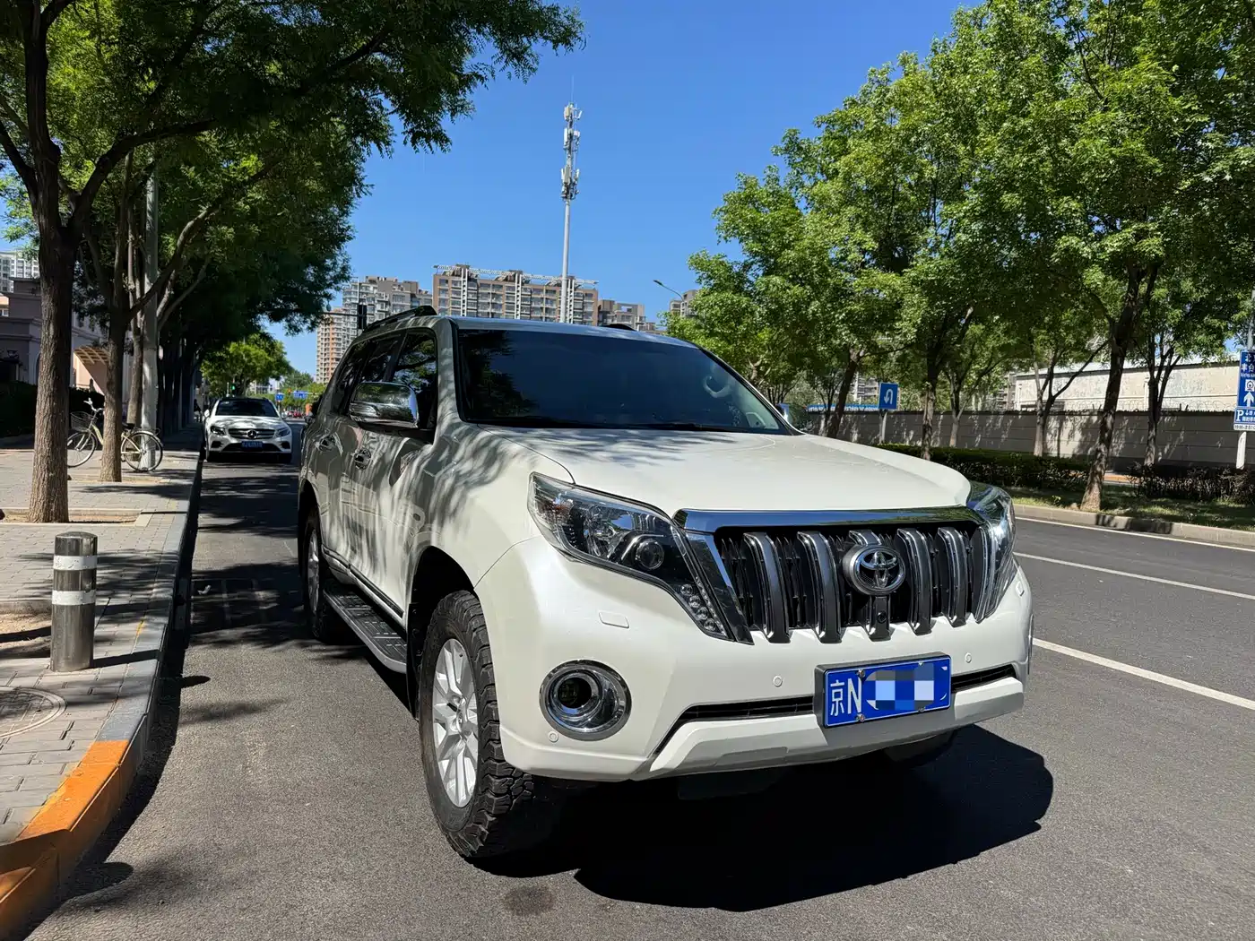Toyota Prado 2016 3.5L Auto VX NAVI фото 3