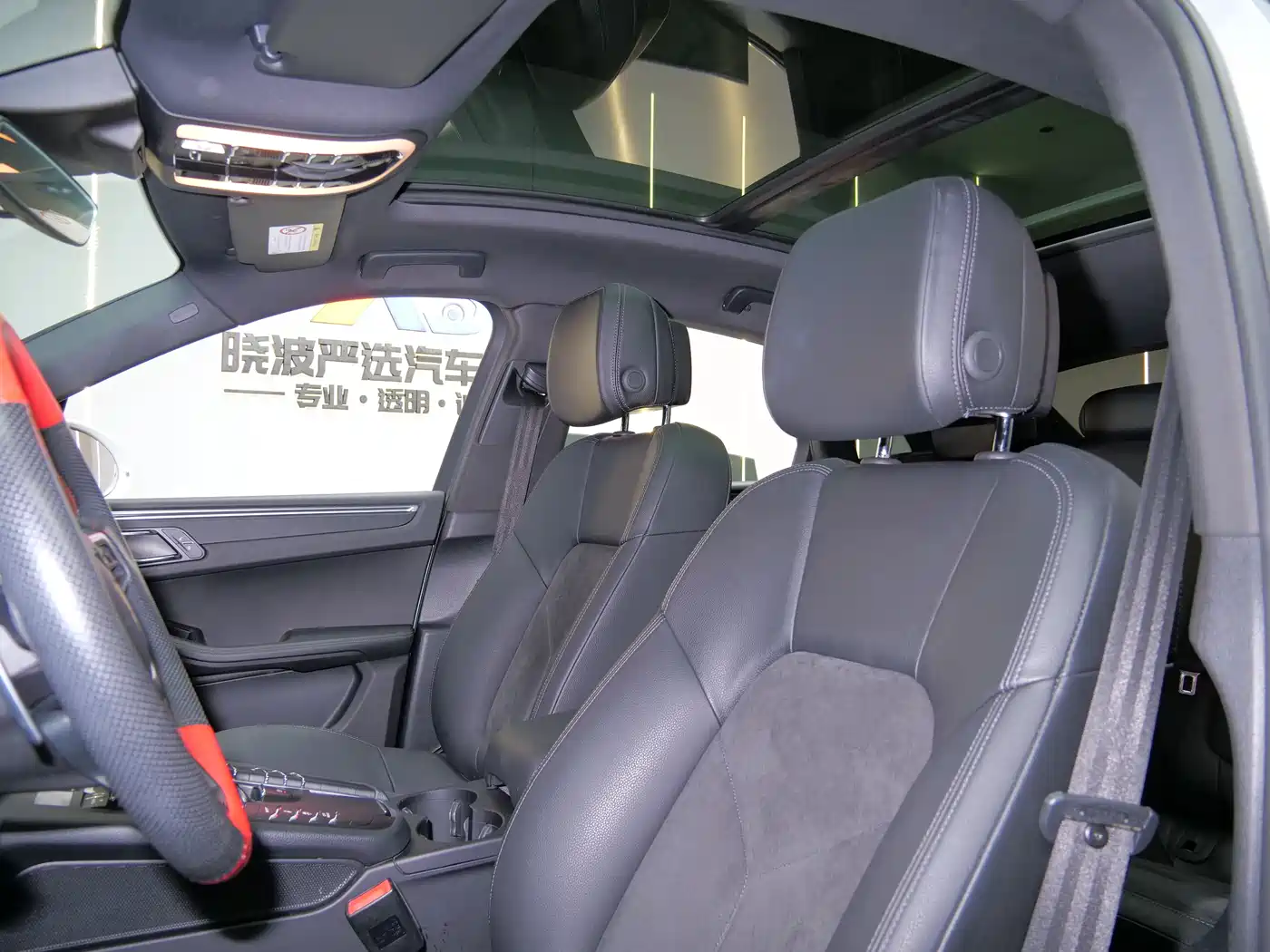 Porsche Macan 2018 Macan 2.0T фото 9
