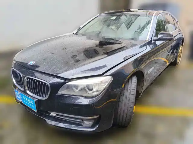 BMW 7 Series 2014 730Li Premium — фото 1