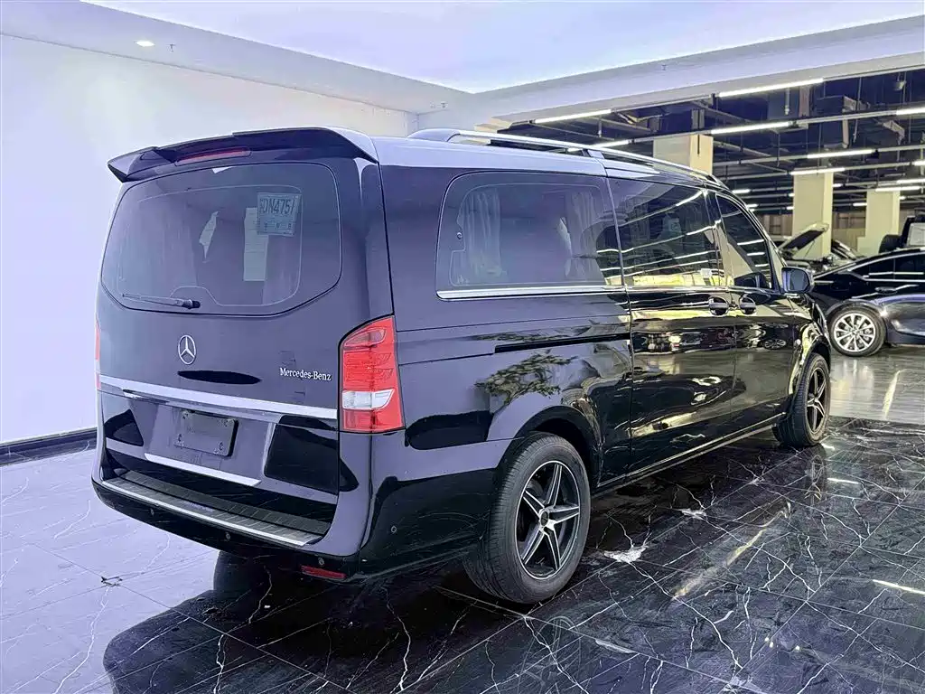 Mercedes-Benz Vito 2018 2.0T Business Edition China VI фото 23