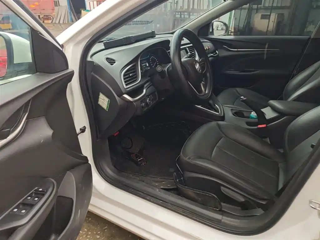 Buick Excelle 2021 Facelift Exemplar 1.5L Auto Elite фото 16
