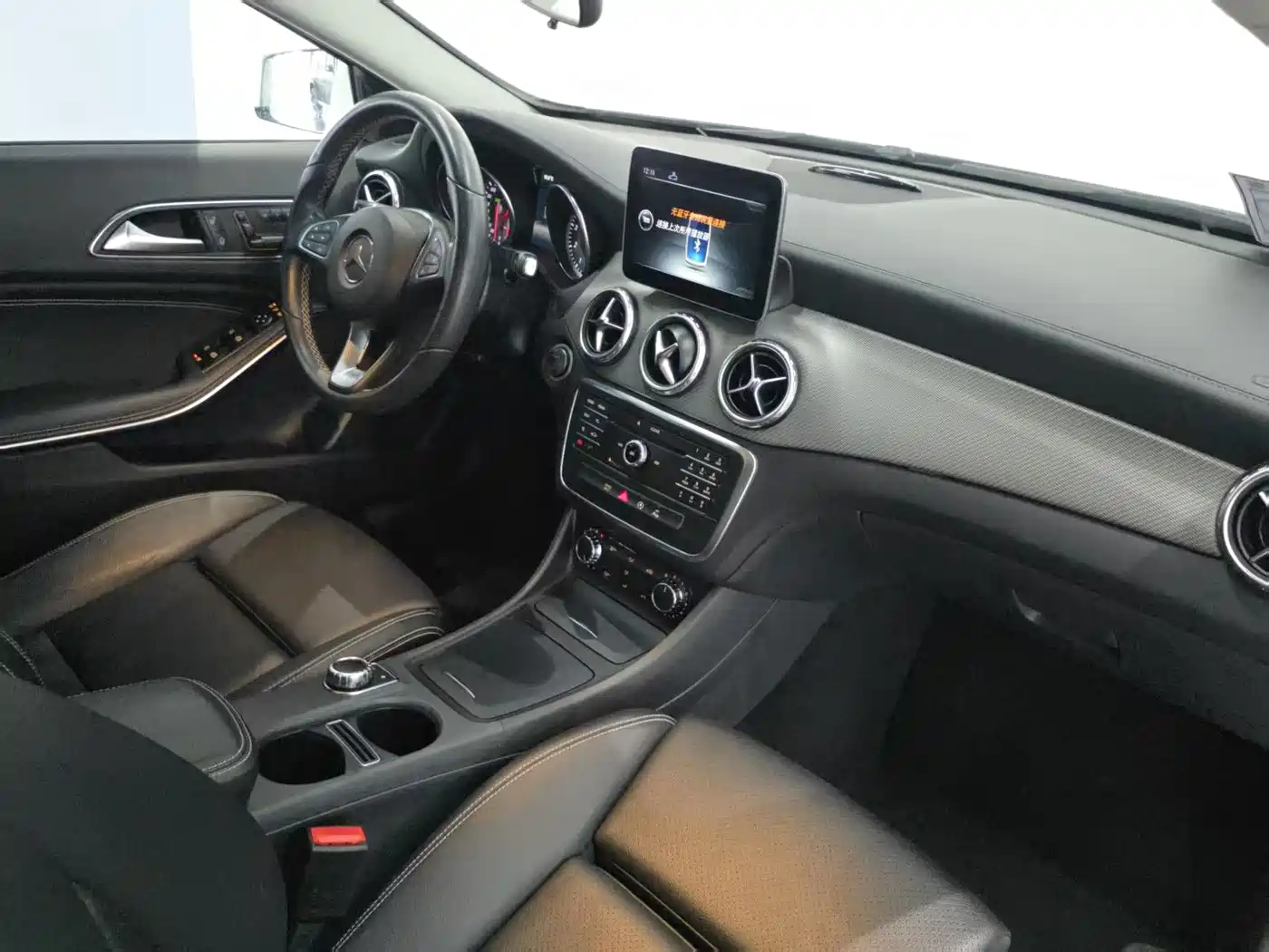 Mercedes-Benz GLA 2016 GLA 200 Fashion фото 9