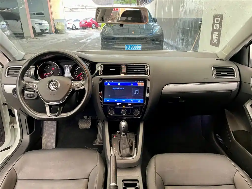 Volkswagen Sagitar 2018 280TSI DSG Comfort фото 8