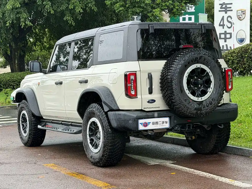 Ford Bronco 2025 2024 2.3T Badlands