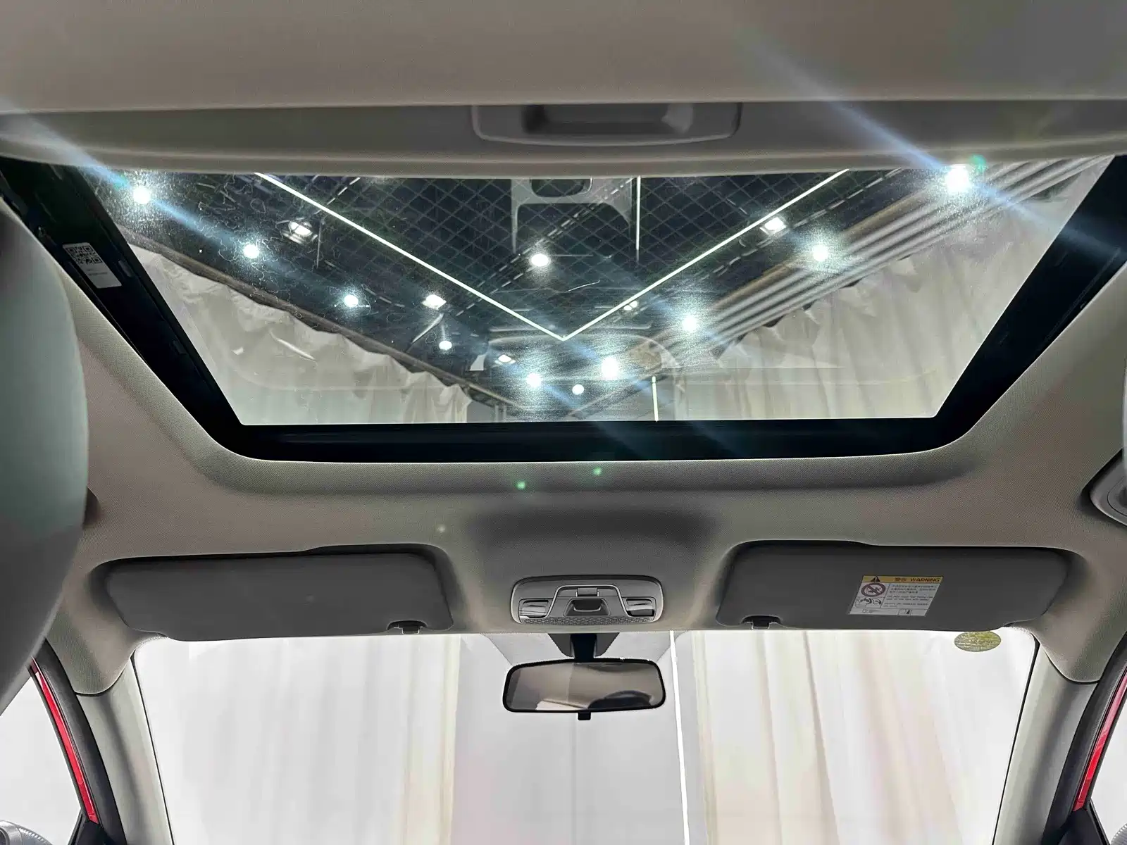 Фото 11 - Geely Coolray
