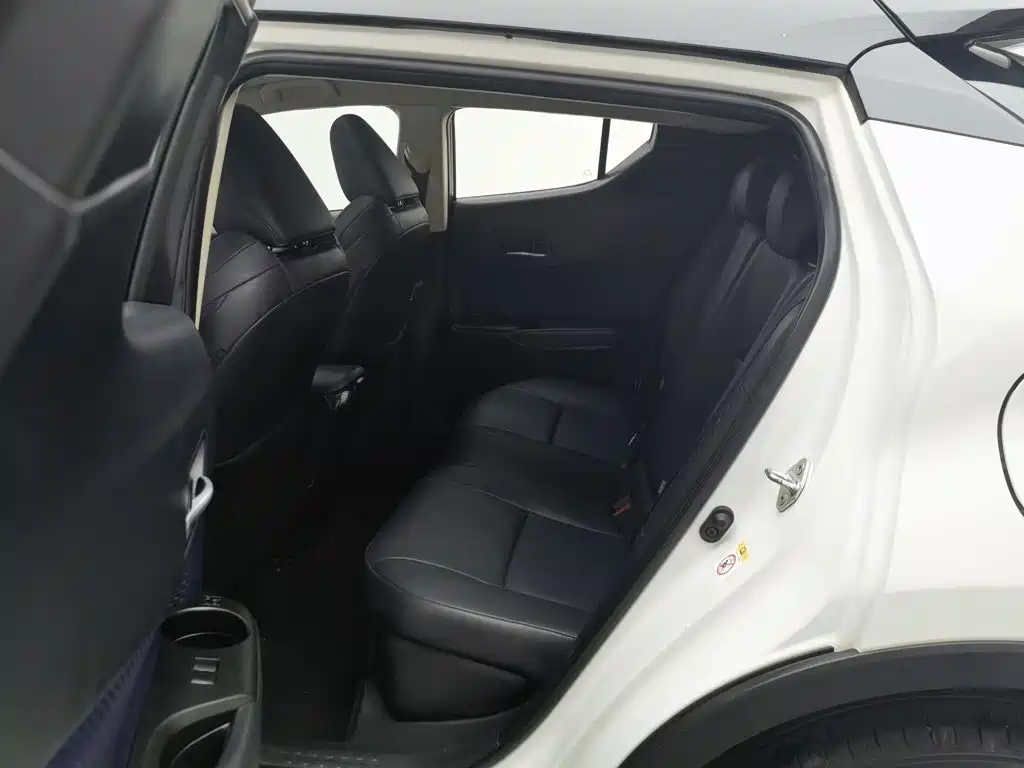 Toyota C-HR, миниатюра 15
