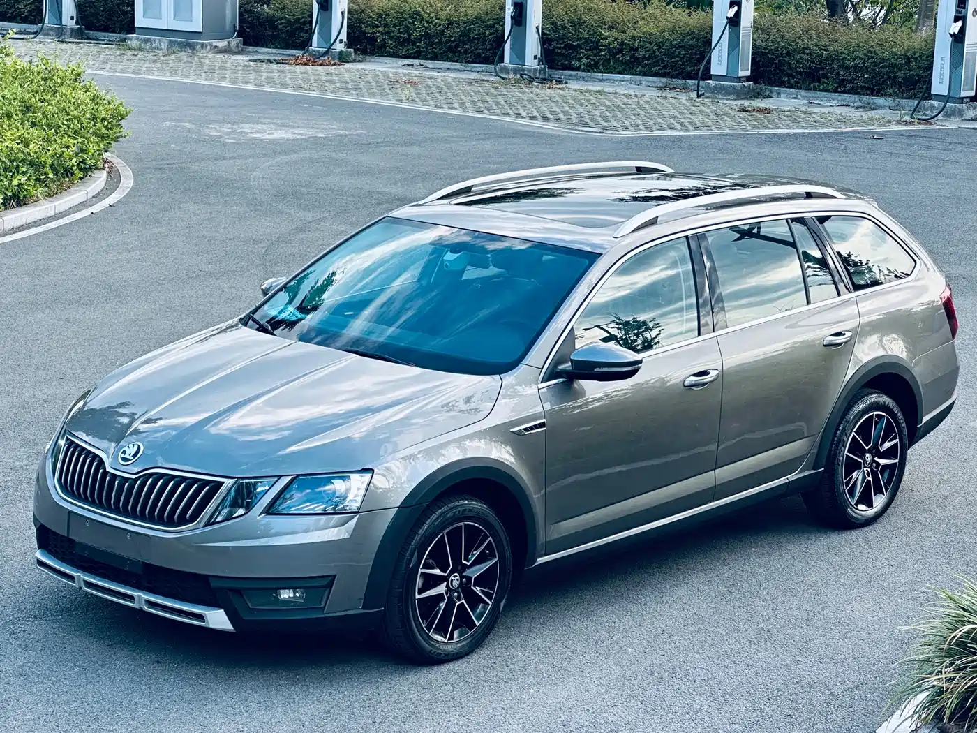  Škoda Octavia 2018 Model Wagon TSI230 DSG Luxury Edition