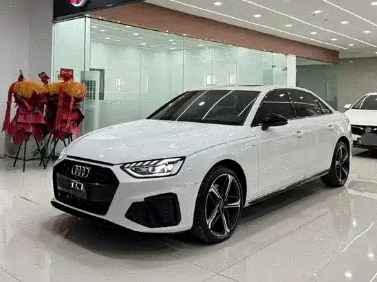 Audi A4L 2024 40 TFSI Luxury Dynamic