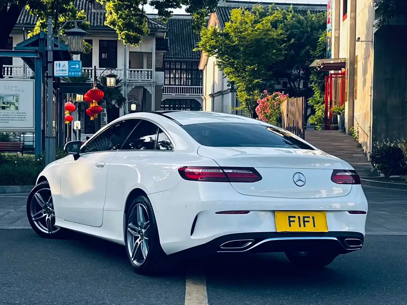 Mercedes-Benz E-Class (Import) 2017 E 200 Coupe фото 5