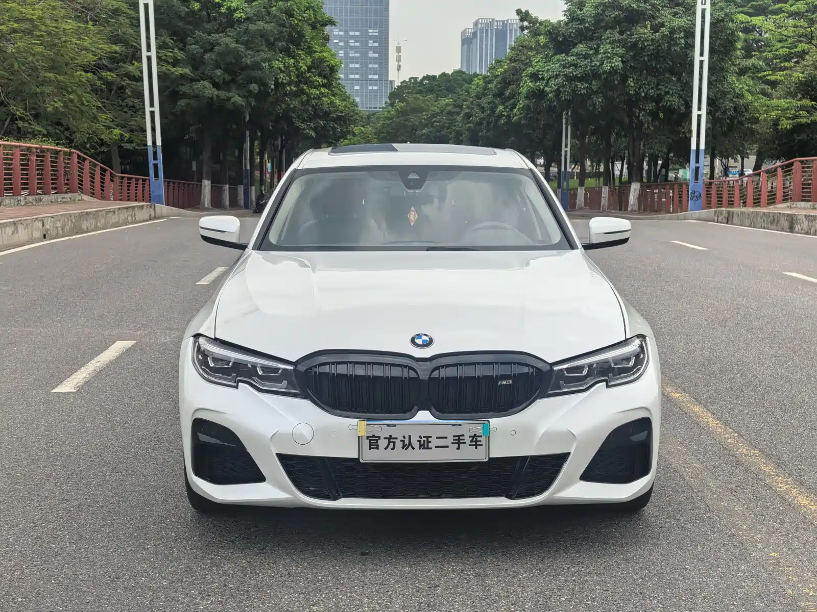 صورة 2 - BMW 3 Series
