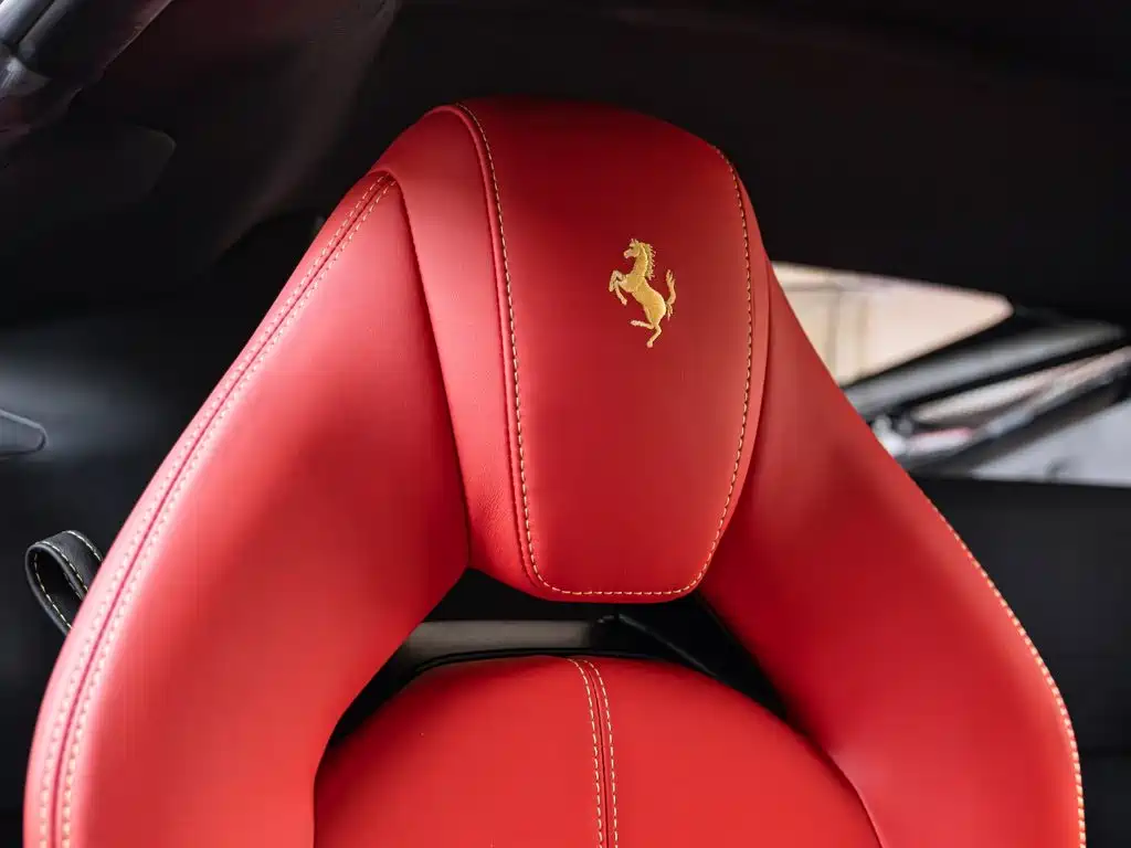 Ferrari F8 2021 2019 Tributo 3.9T V8